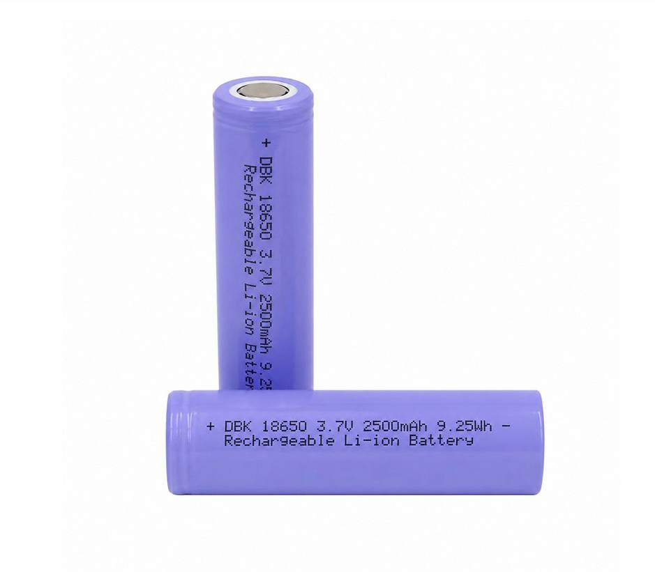 باطری چراغ پلیسی 18650 (1C) DBK سرتخت 2500میلی