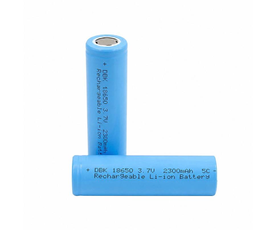 باطری چراغ پلیسی 18650 (5C) DBK سرتخت 2300میلی