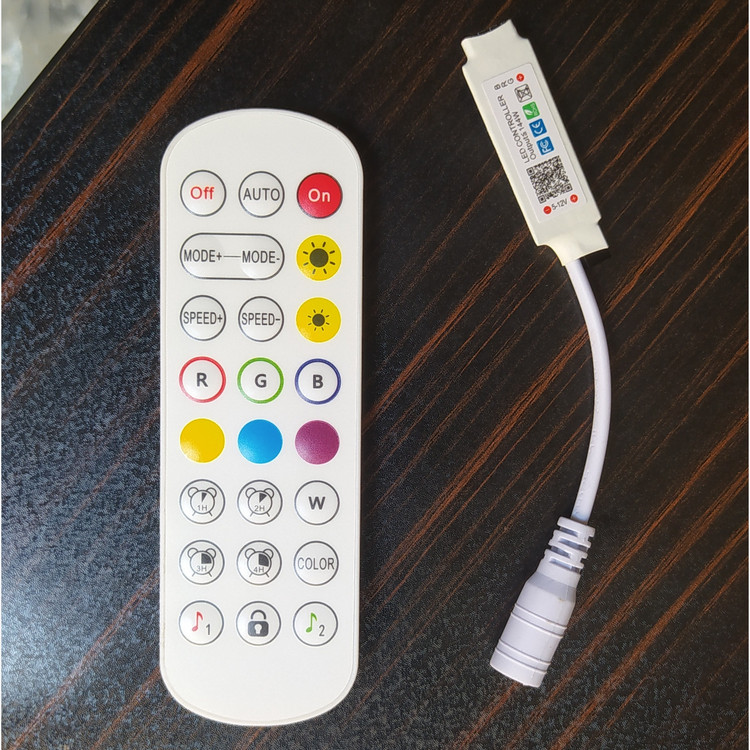 ریموت کنترل RGB آدامسی موزیکال 6 آمپر Rgb musical 6 amper rgb