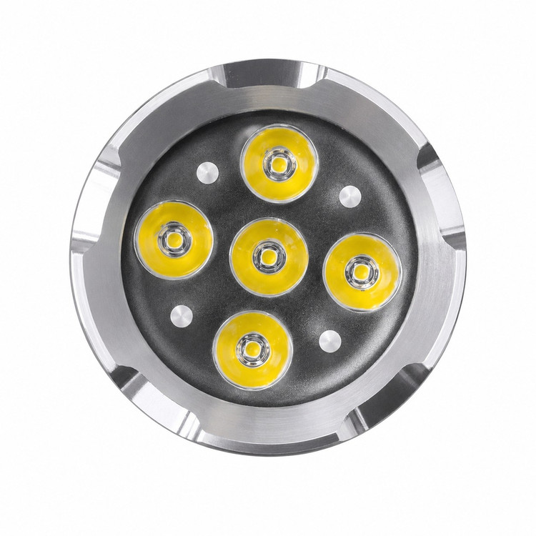چراغ قوه و نورافکن حرفه ای شارژی اسمال سان مدل ZY-T810 اصلی دارای 5 لامپ با نور قوی و برد 450 متر ضد آب مناسب برای کمپی