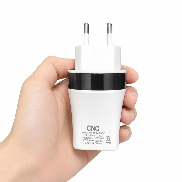 مبدل برق مسافرتی CNC مدل All in One تبدیل دوشاخه یونیورسال 110 تا 250 ولت + 2 پورت USB + محافظ نوسان برق